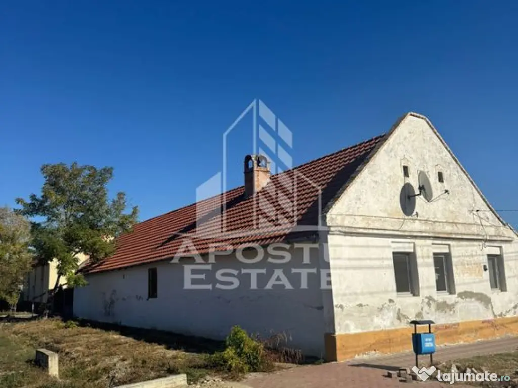 Casa cu teren de 1.600 mp in Checea langa primarie. 