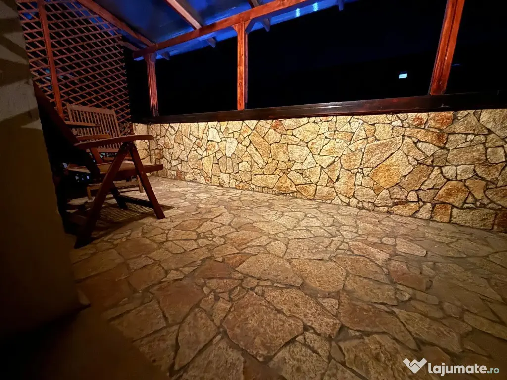 Apartament 2 camere semidecomandat zona Porii 