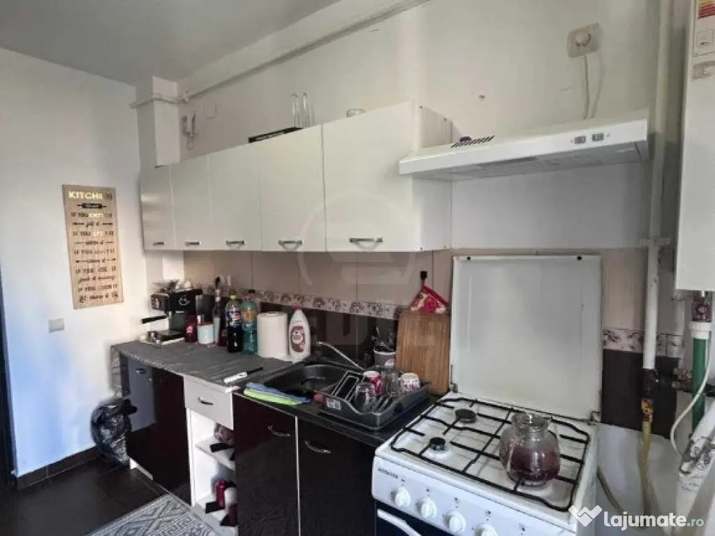 Apartament 1 camera decomandat zona Florilor 