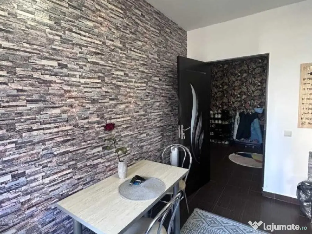 Apartament 1 camera decomandat zona Florilor 