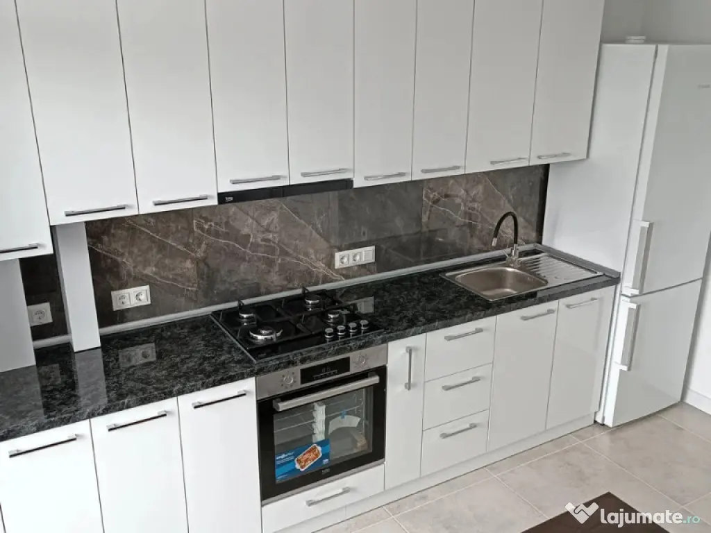 Garsoniera de inchiriat in zona Victoriei