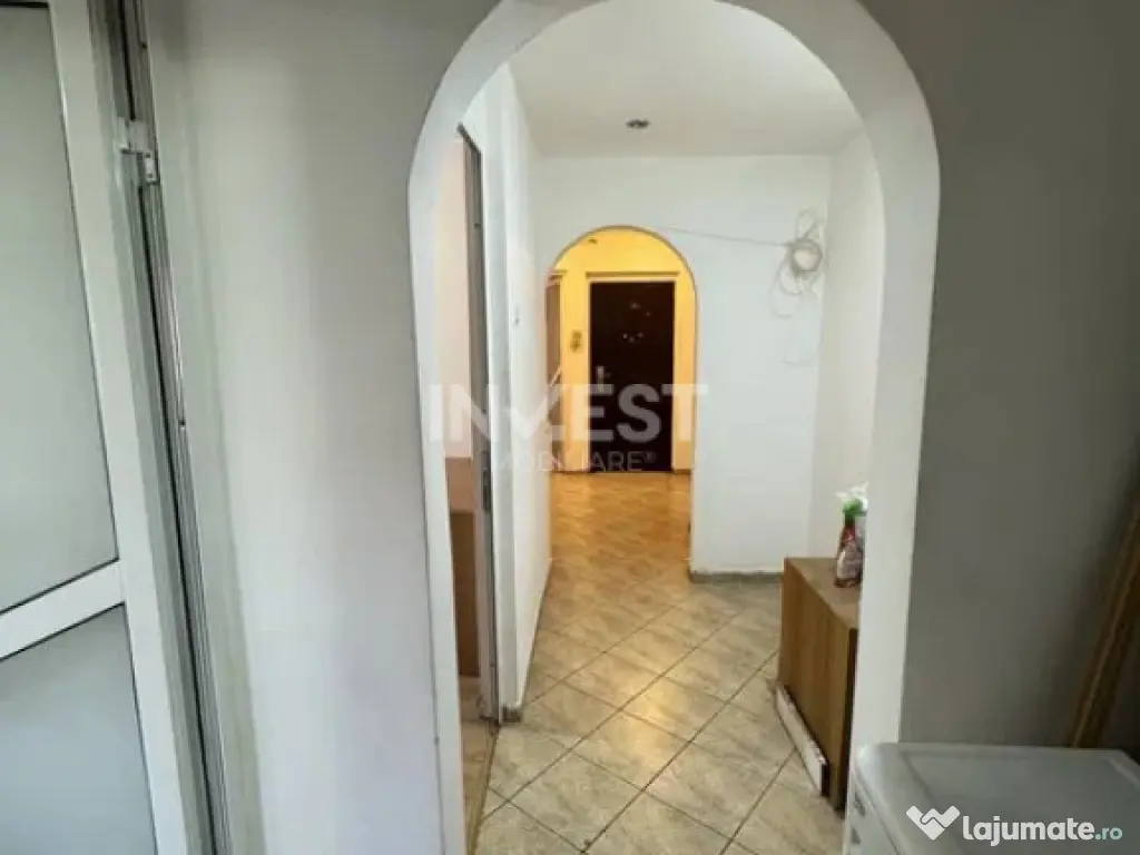 Apartament de vanzare, 3 camere, zona Pacurari - Toma Cozma, 