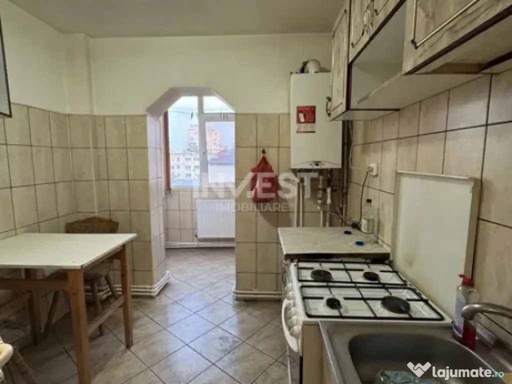 Apartament de vanzare, 3 camere, zona Pacurari - Toma Cozma, 
