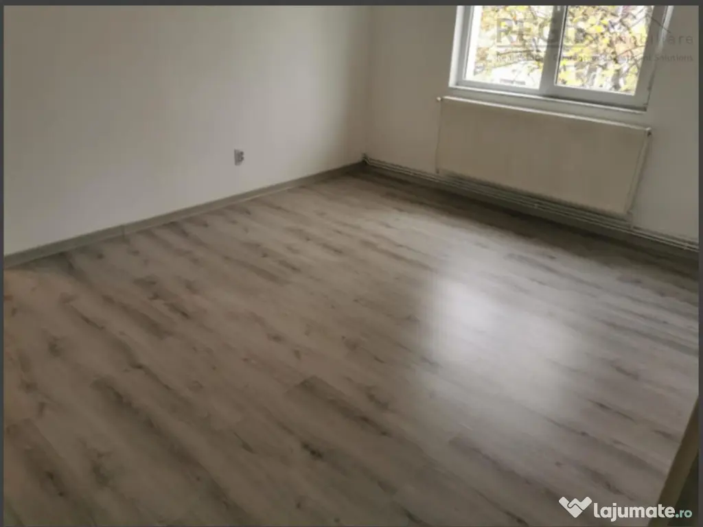 Apartament 3 camere renovat complet Grivitei 