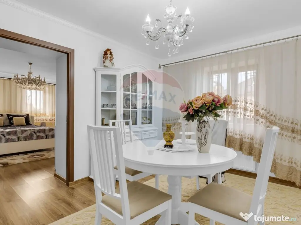 Casă noua pe colt si teren 1079 mp de vanzare in Macea,Arad 