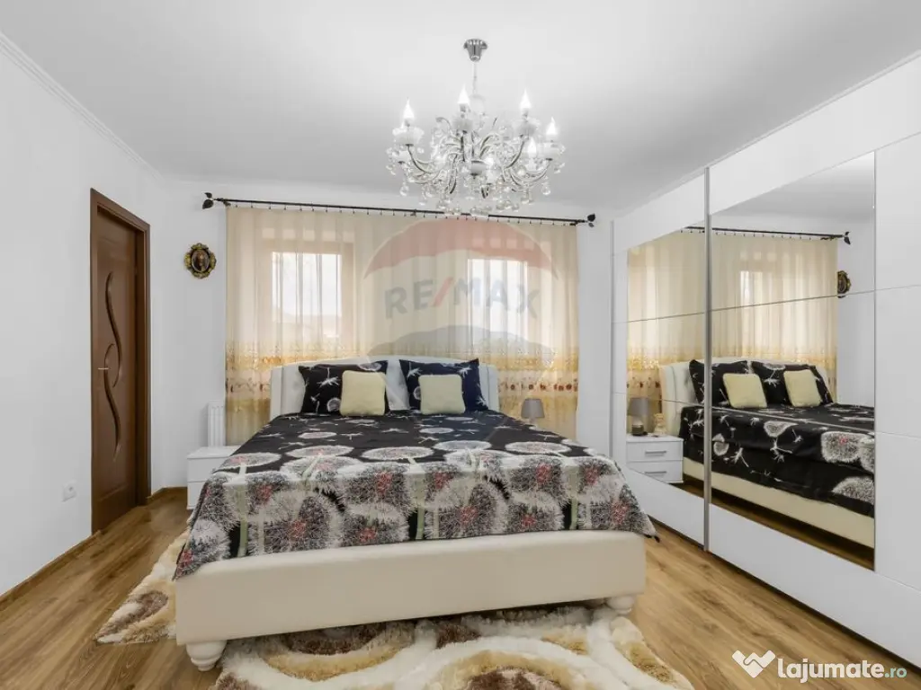 Casă noua pe colt si teren 1079 mp de vanzare in Macea,Arad 