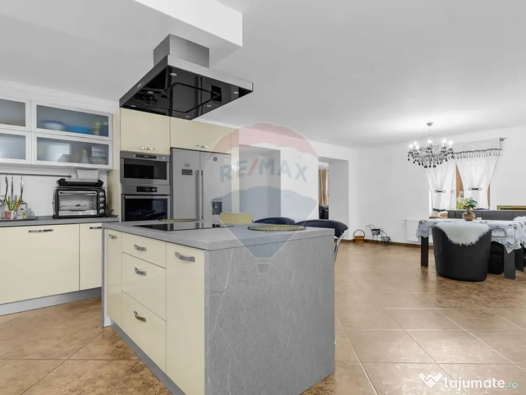 Casă noua pe colt si teren 1079 mp de vanzare in Macea,Arad 