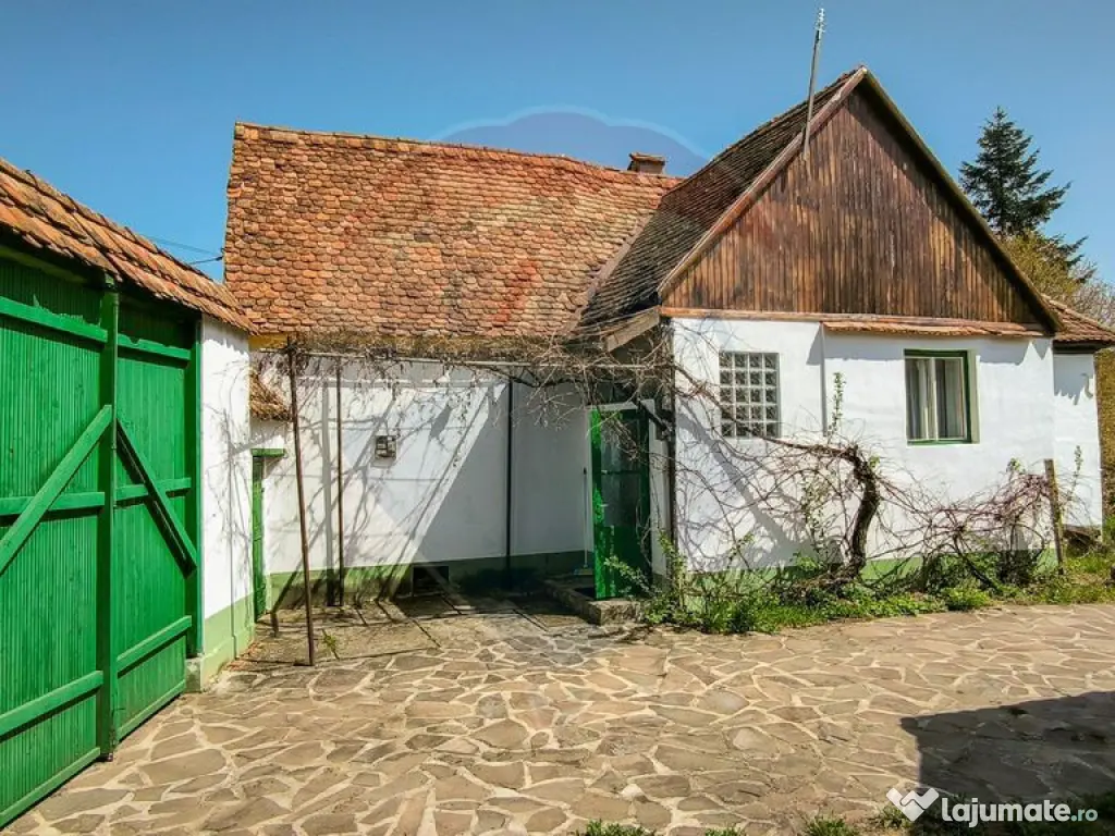 Casă săsească cu două spații de oaspeți - Transilvania