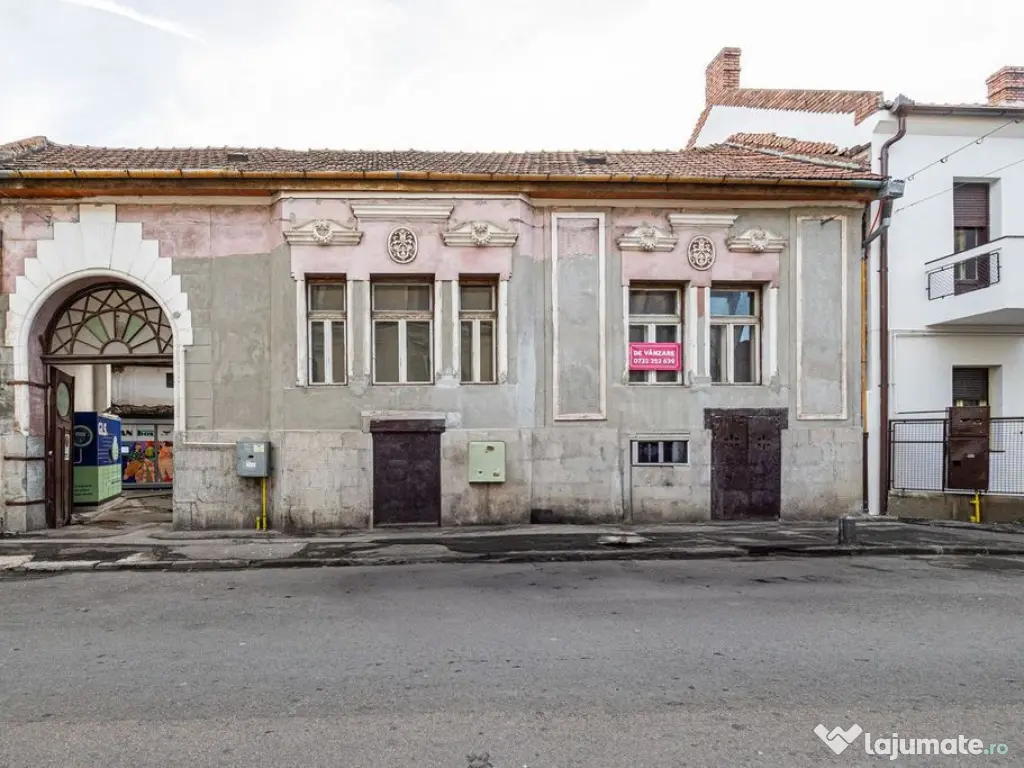 Proiect de clinică sau birouri în centru – casă cu d...