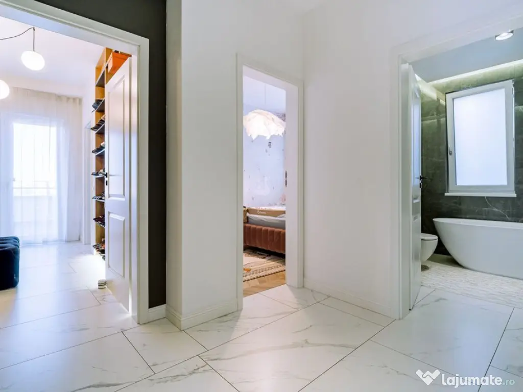 Penthouse 4 camere, ultracentral, Oradea. 800 000 E + TVA... 