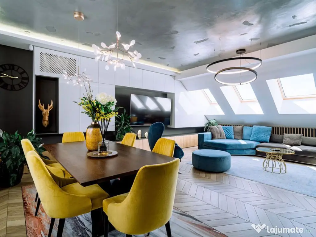 Penthouse 4 camere, ultracentral, Oradea. 800 000 E + TVA... 