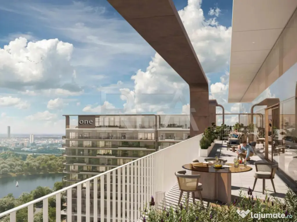 Studio Premium • One High District 