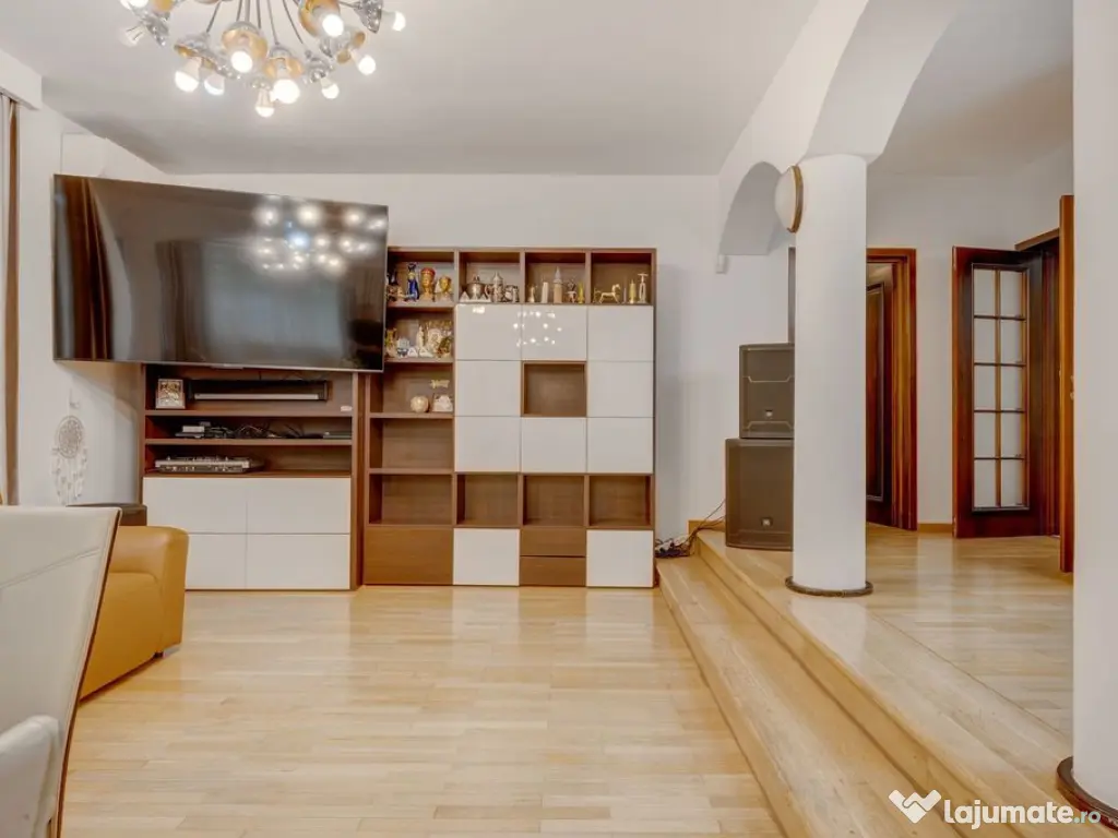 Vila individuala Pipera intersectie Iancu Nicolae teren 1... 