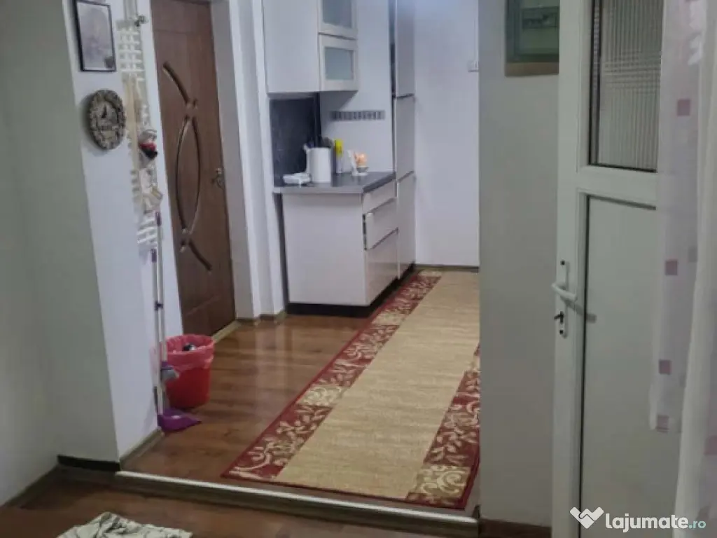 Casă + Hală Industrială + 1000 mp Teren in zona CET, Cons