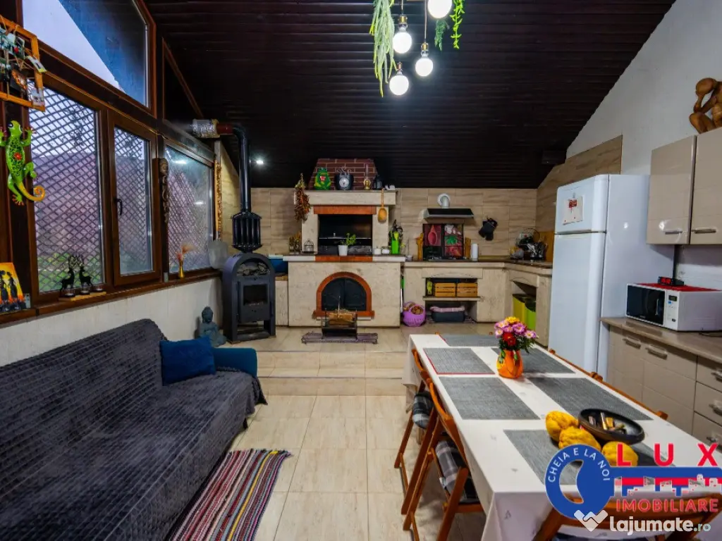 ID 6737 EXCLUSIVITATE - DE VÂNZARE - Vilă P+E+M