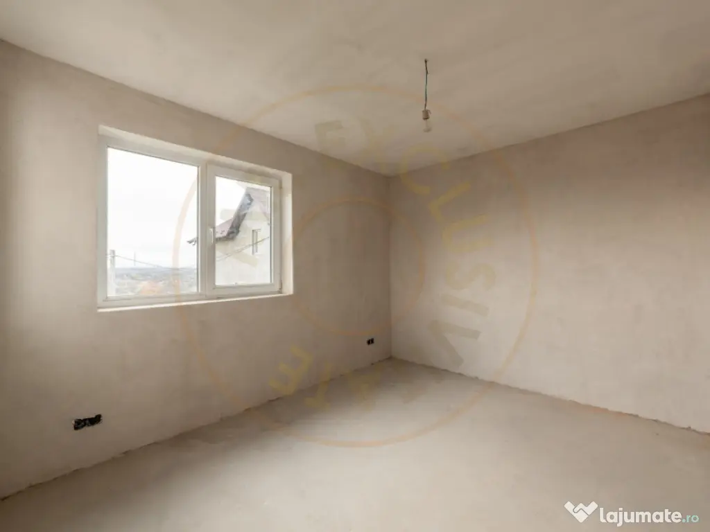 Casa la tara cu teren generos in zona Calinesti-Ciocanesti -