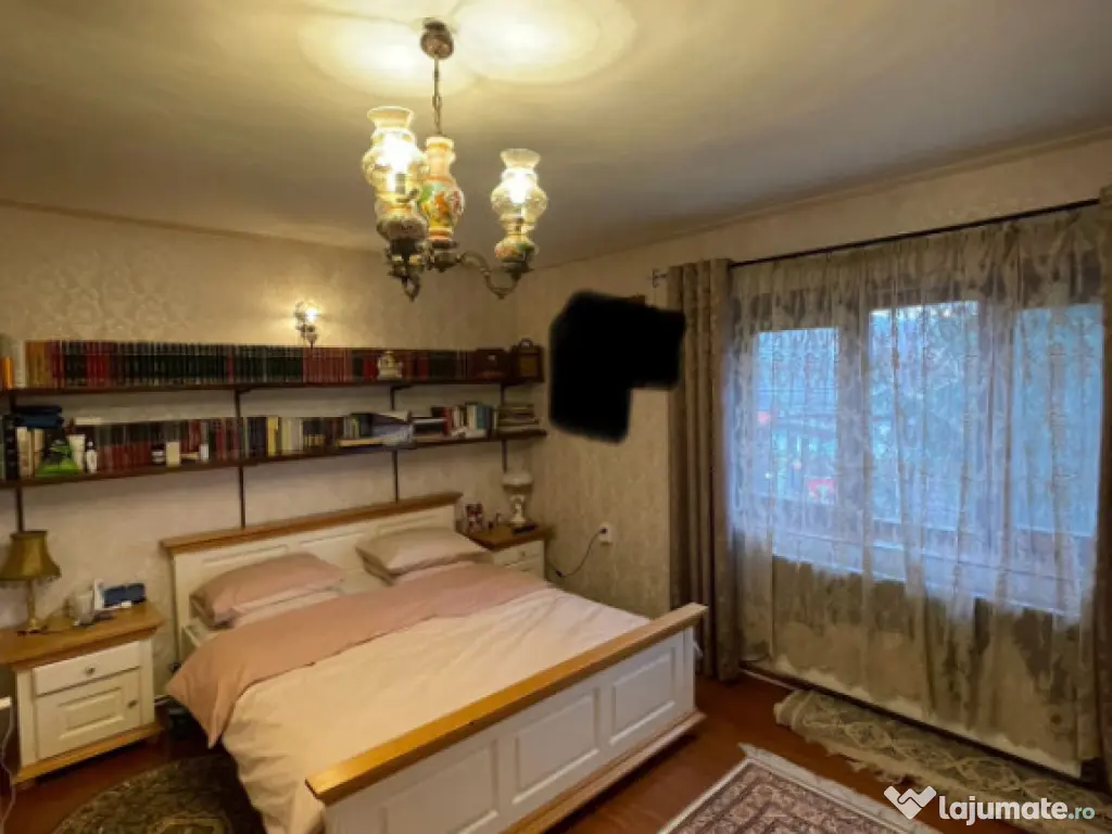 Pensiune P+1+M de vanzare, 396 mp, zona Orasul Vechi