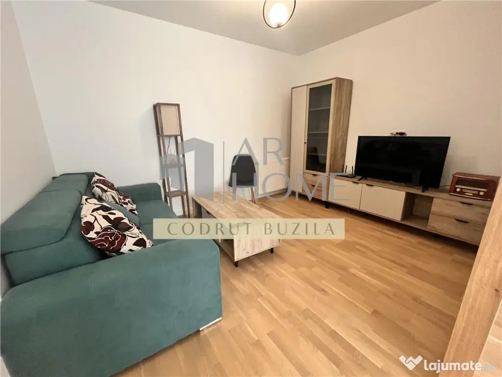 Garsoniera de lux, parcare privata, zona Cartier Albert