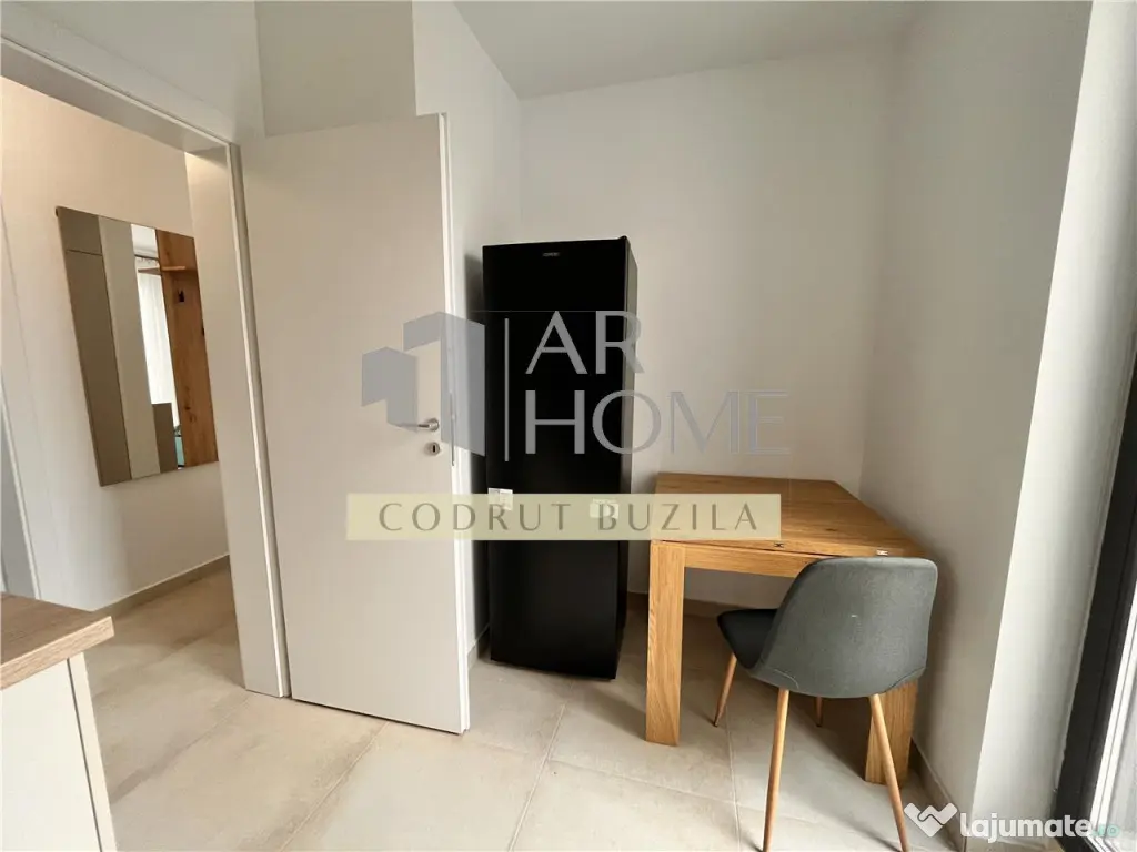 Garsoniera de lux, parcare privata, zona Cartier Albert 