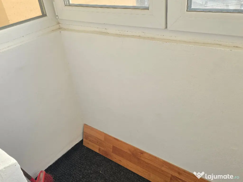 Vand apartament 2 camere decomandat in Deva, zona Micro 15,