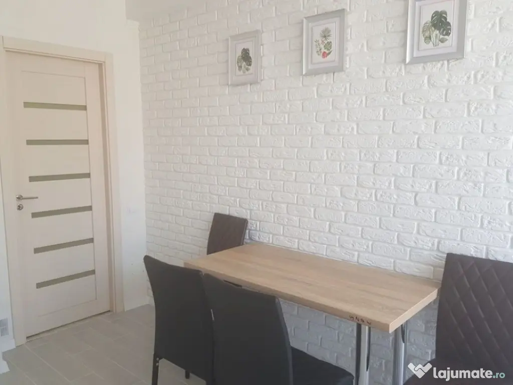 Garsoniera in zona UNIRII 