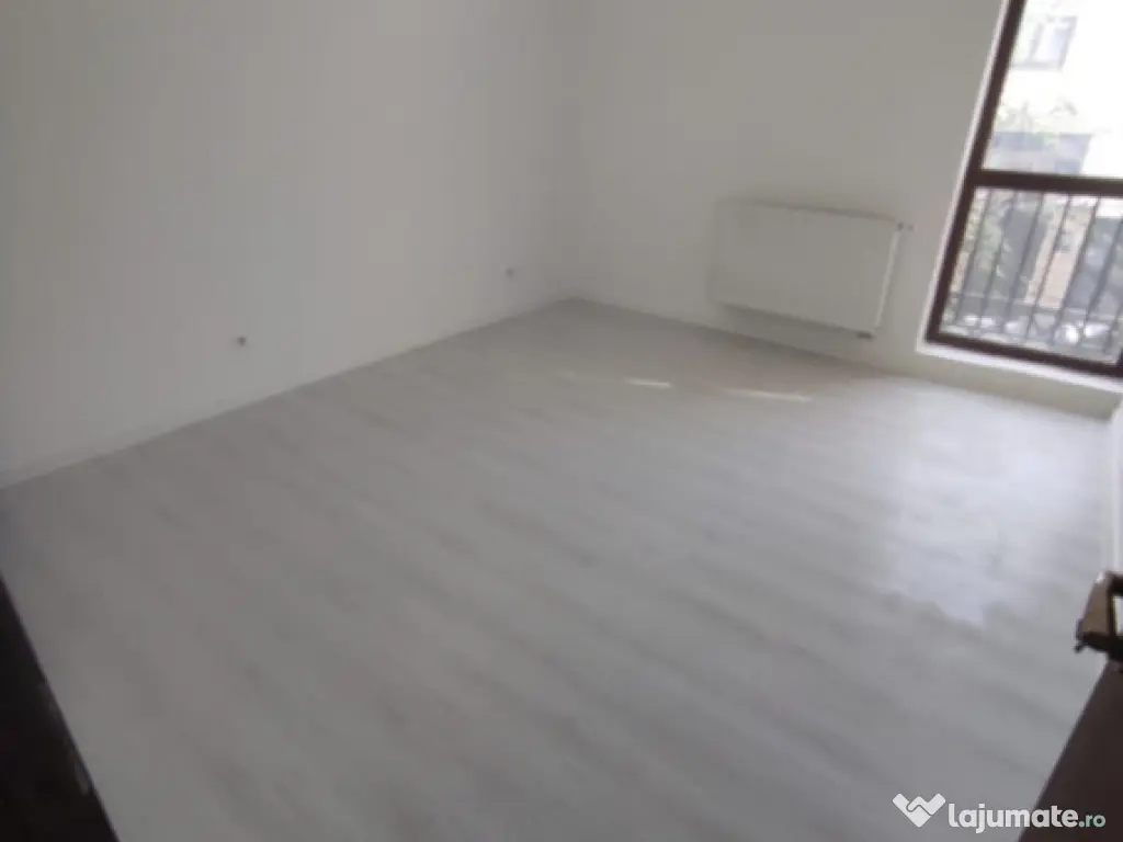 Apartament 2 camere decomandat, zona Brestei