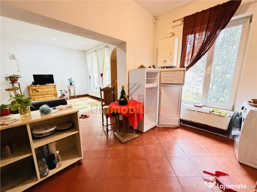 CASA INDIVIDUALA | DUBLU FRONT STRADAL | TEREN 238 MP | ACCE 