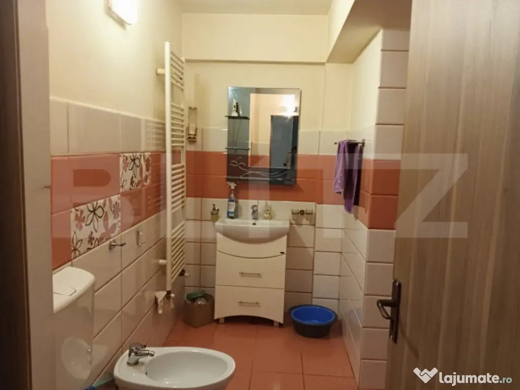 Apartament 2 camere, 45 mp, parcare inclusa, intermediar, zo