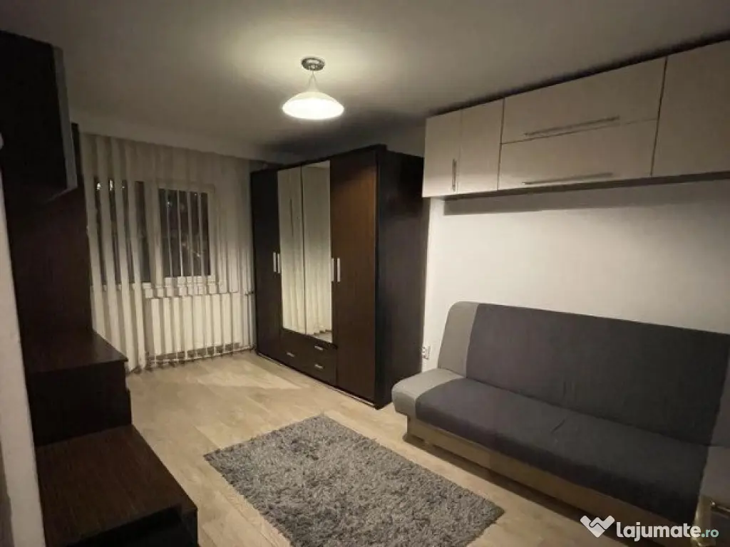 Garsoniera Gara de Nord