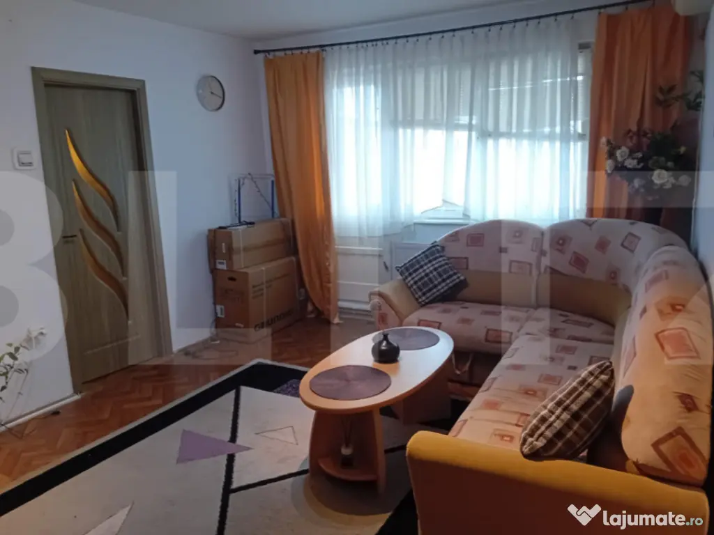 Apartament 3 camere, 53 mp, zona Spitalul Judetean