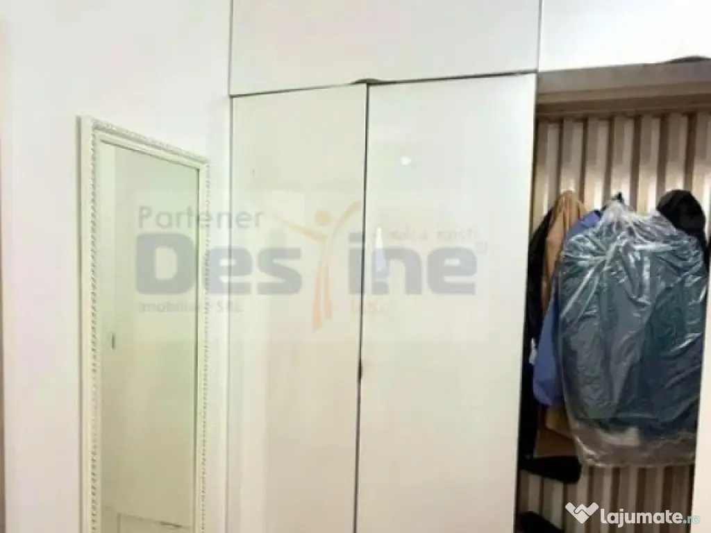 Apartament 2 camere Semidecomandat, Etaj 7, Parcare inclusa