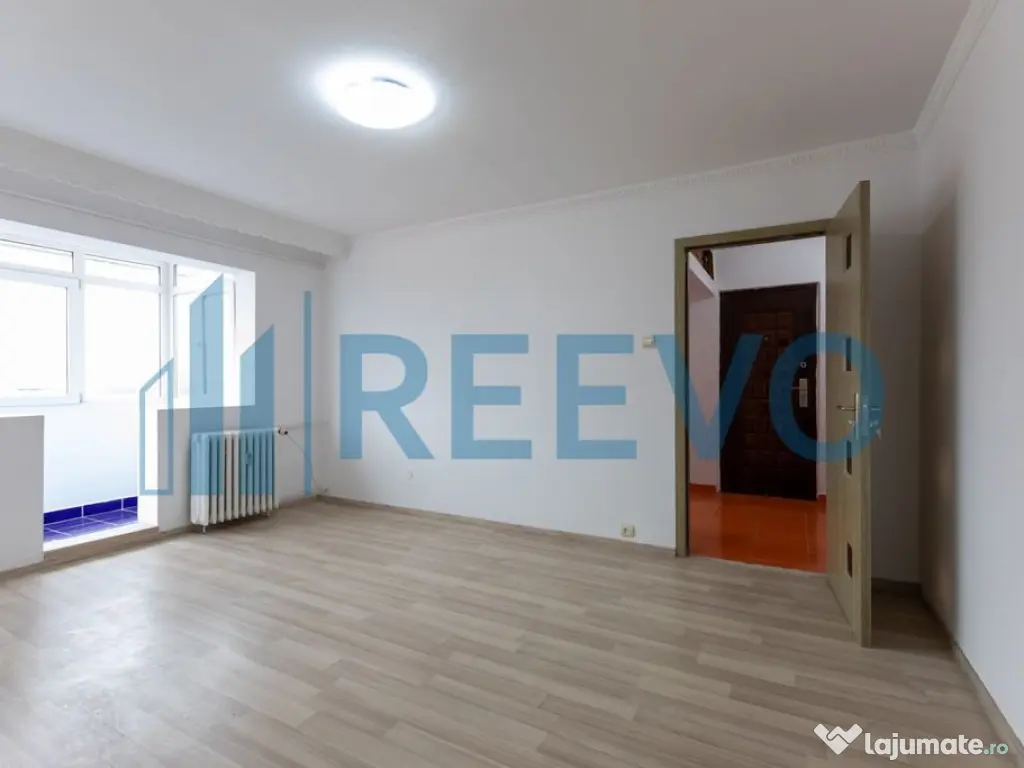 Apartament 3 camere semidecomandat – Str. Pictor Theodo... 