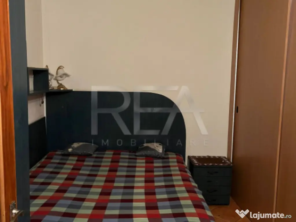 Garsoniera la intersectia Mihalache cu Averescu 