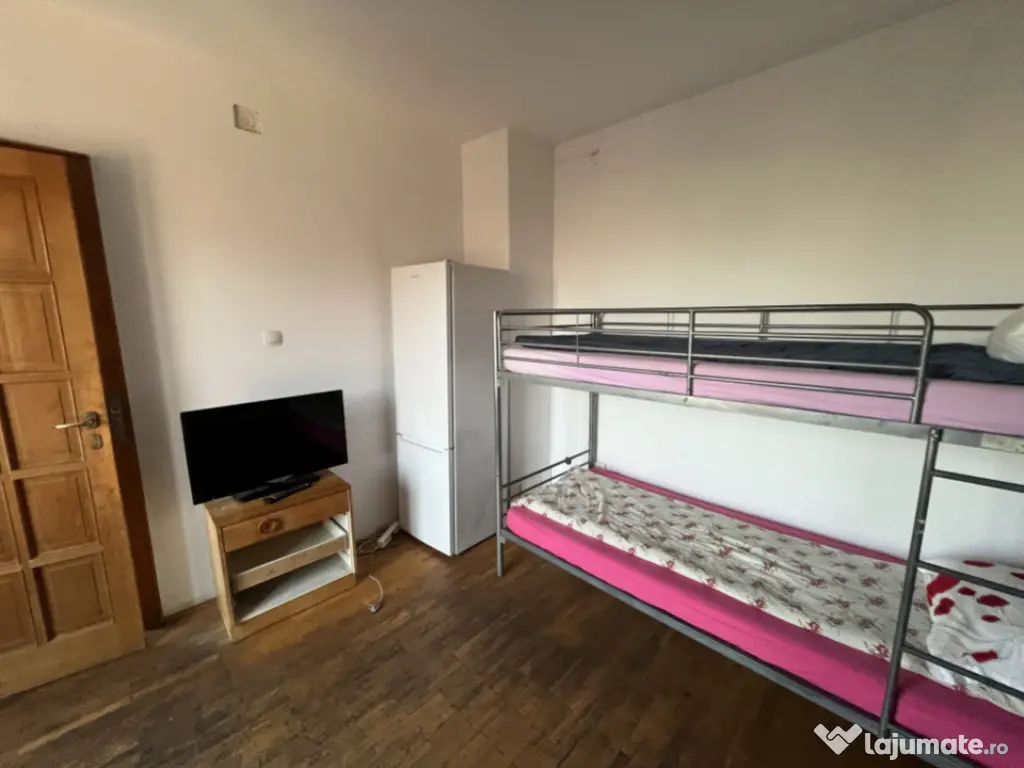 Cazare pentru muncitori în Dumbrăvița – 30 lei/persoan? 