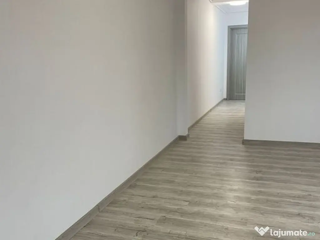 Apartament 3 camere-72mp renovat metrou Aparatorii Patriei 