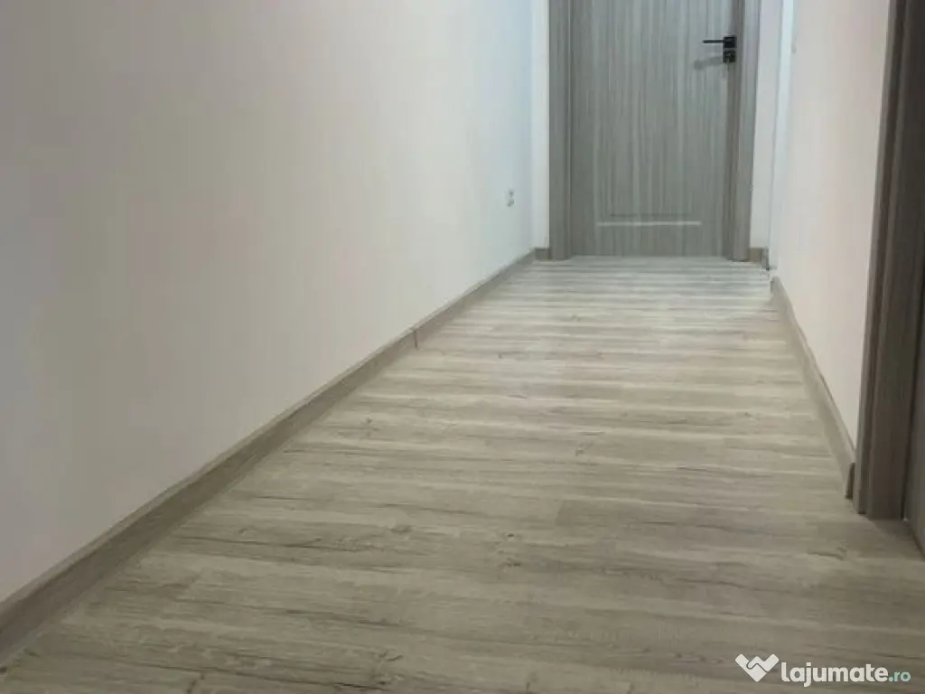 Apartament 3 camere-72mp renovat metrou Aparatorii Patriei 