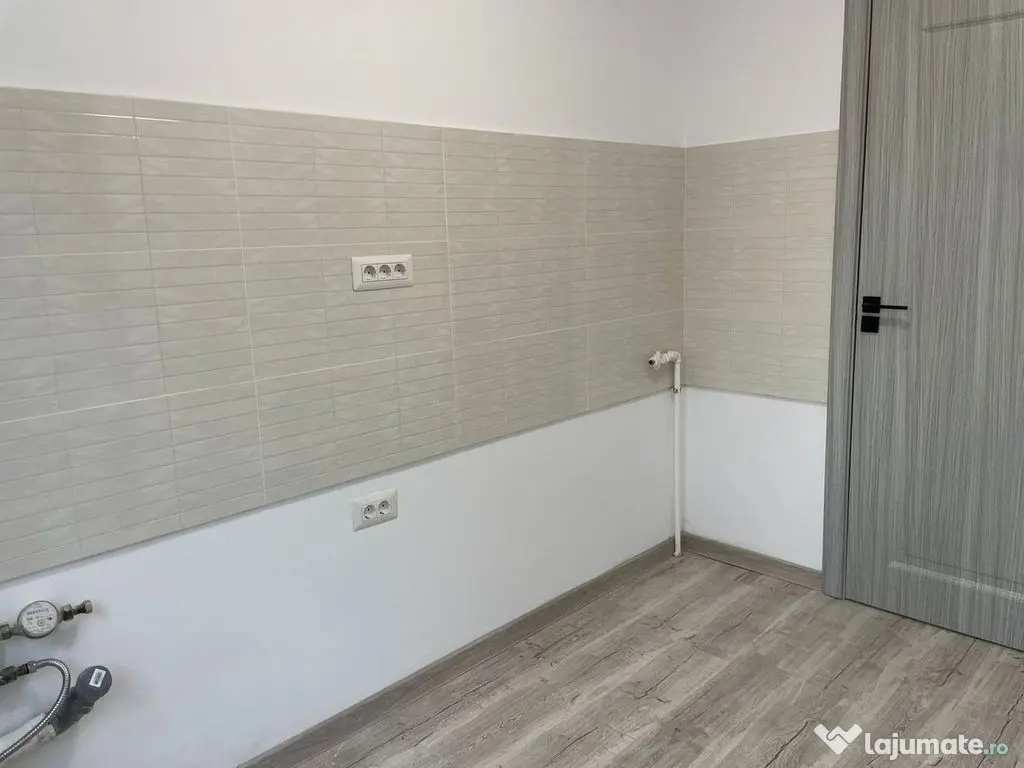 Apartament 3 camere-72mp renovat metrou Aparatorii Patriei 