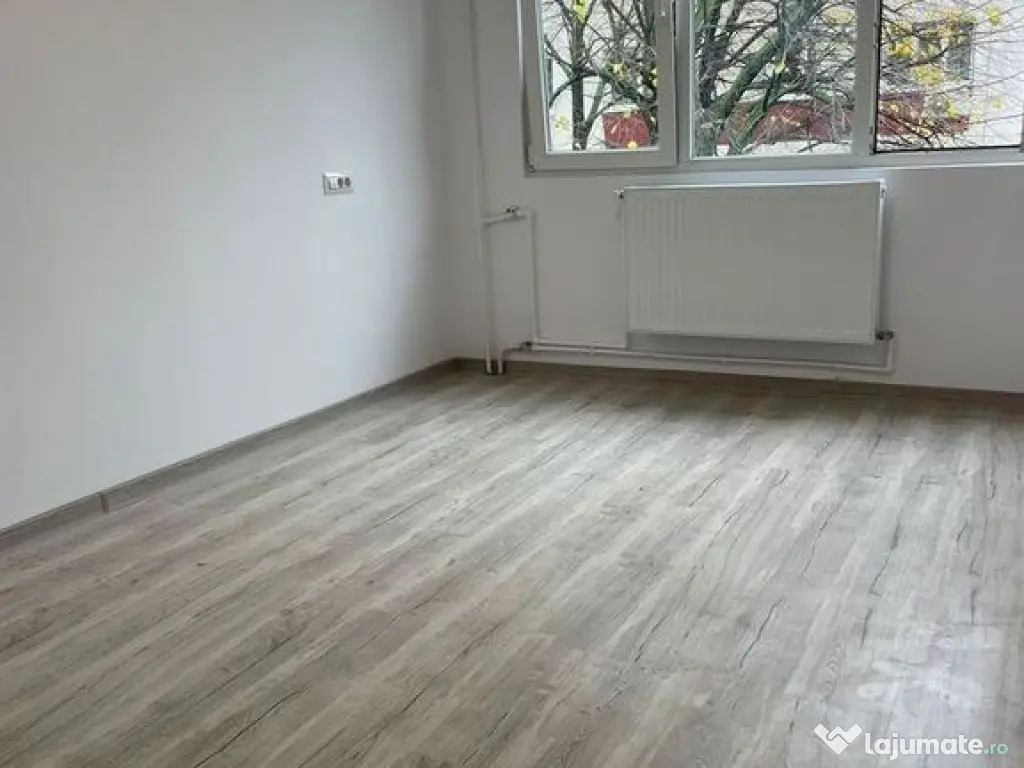 Apartament 3 camere-72mp renovat metrou Aparatorii Patriei 