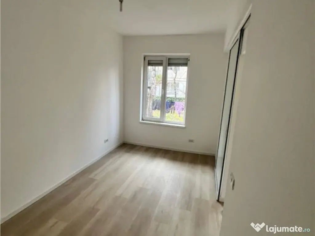 APARTAMENT 3 CAMERE RENOVAT, CENTRU CIVIC