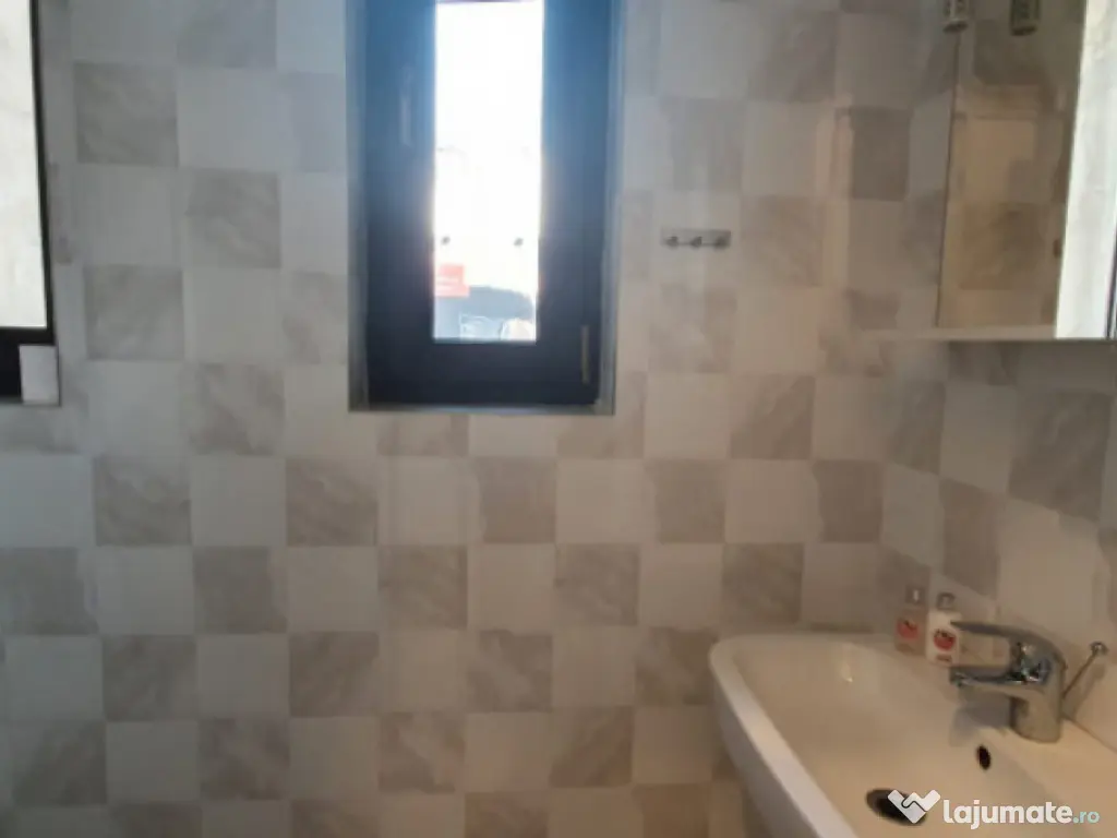 4 camere - Armeneasca - locuinta/birouri 