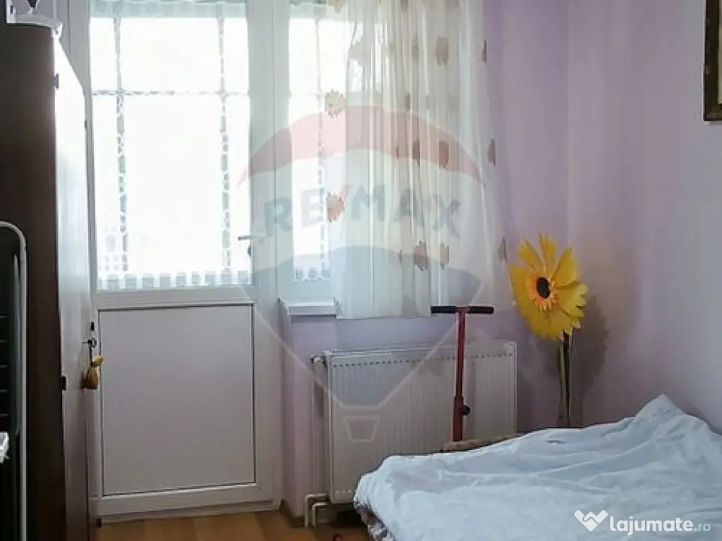 Apartament 3 camere decomandate – zonă excelentă, car... 