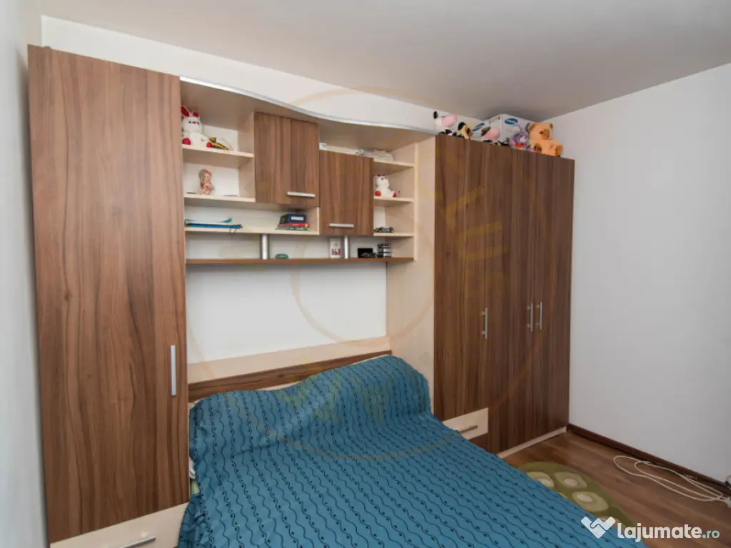 Apartament 3 camere Prundu - decomandat 