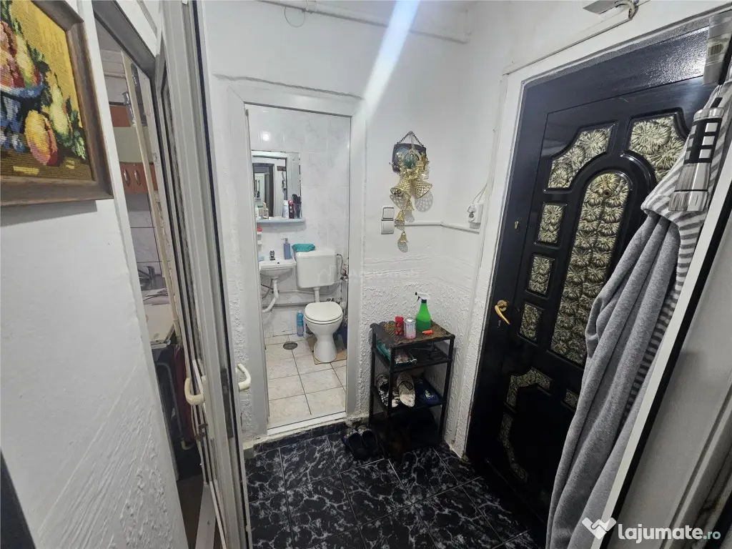 Resita, Garsoniera Mobilata Utilata, Parter, Calea Caransebe 