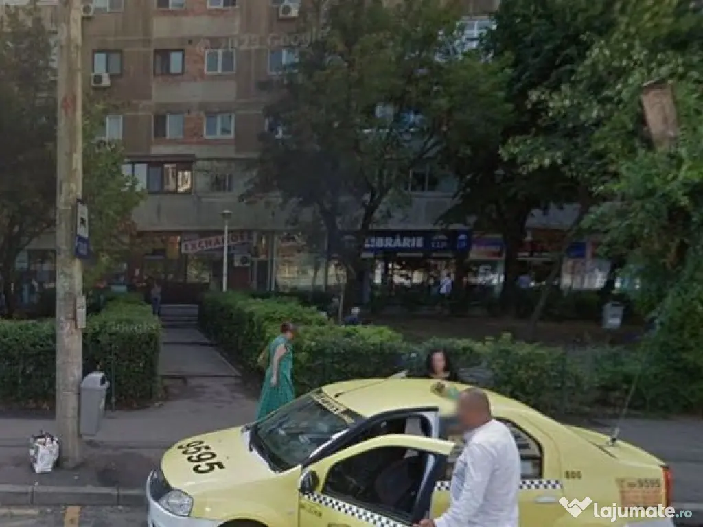 Spatiu stradal Sincai 