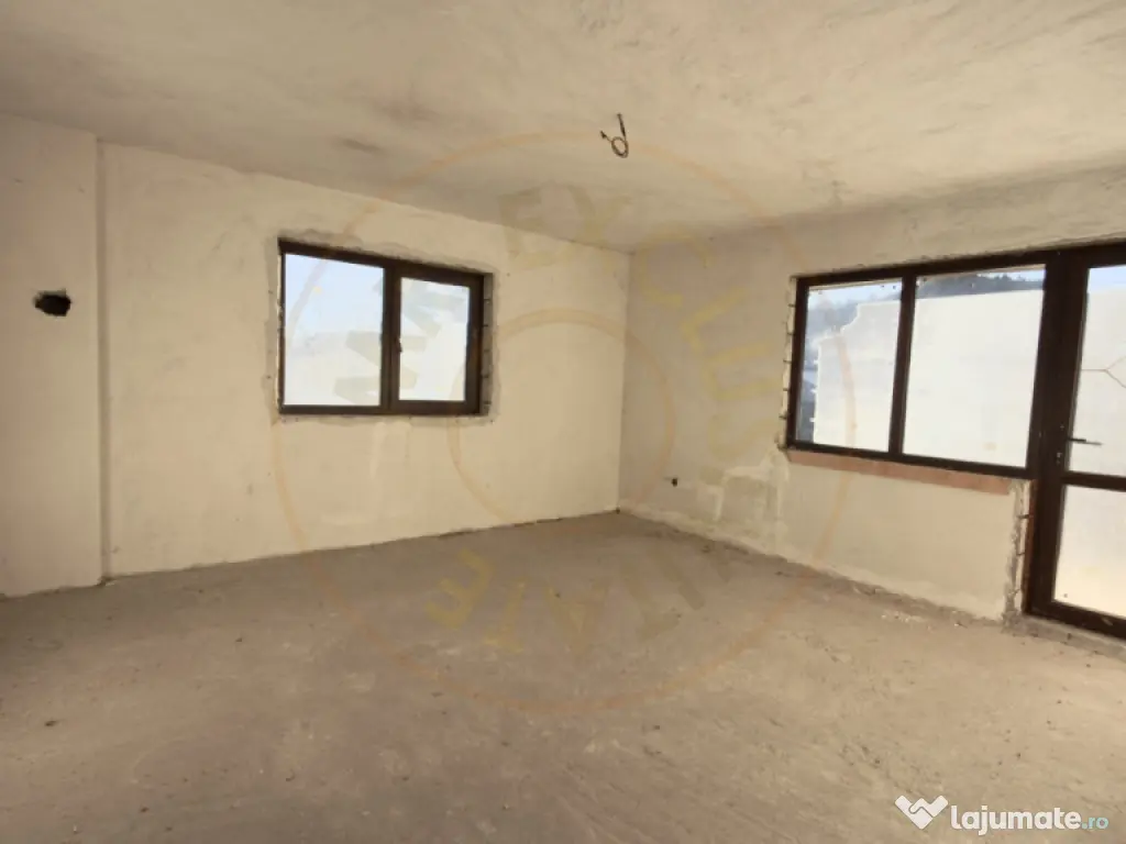 Casa generoasa cu teren de 1186 mp intravilan-Retevoiesti -P 