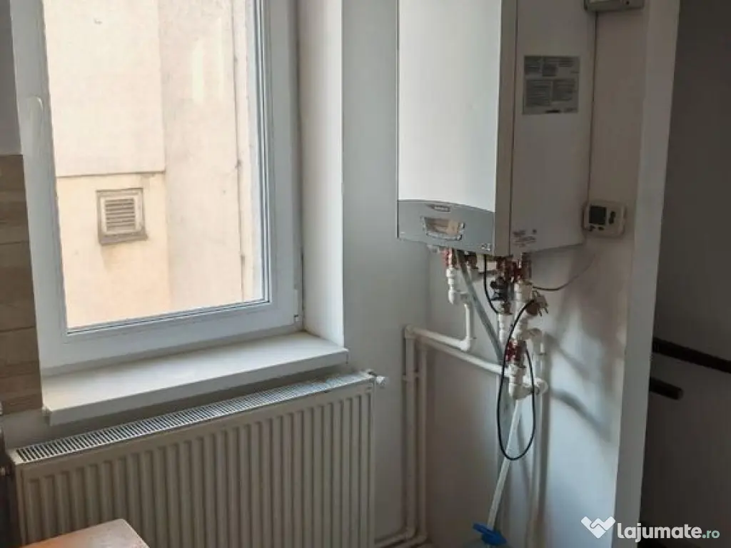 APARTAMENT 3 CAMERE DECOMANDAT ZONA PENINSULA/ PIATA OVIDIU 