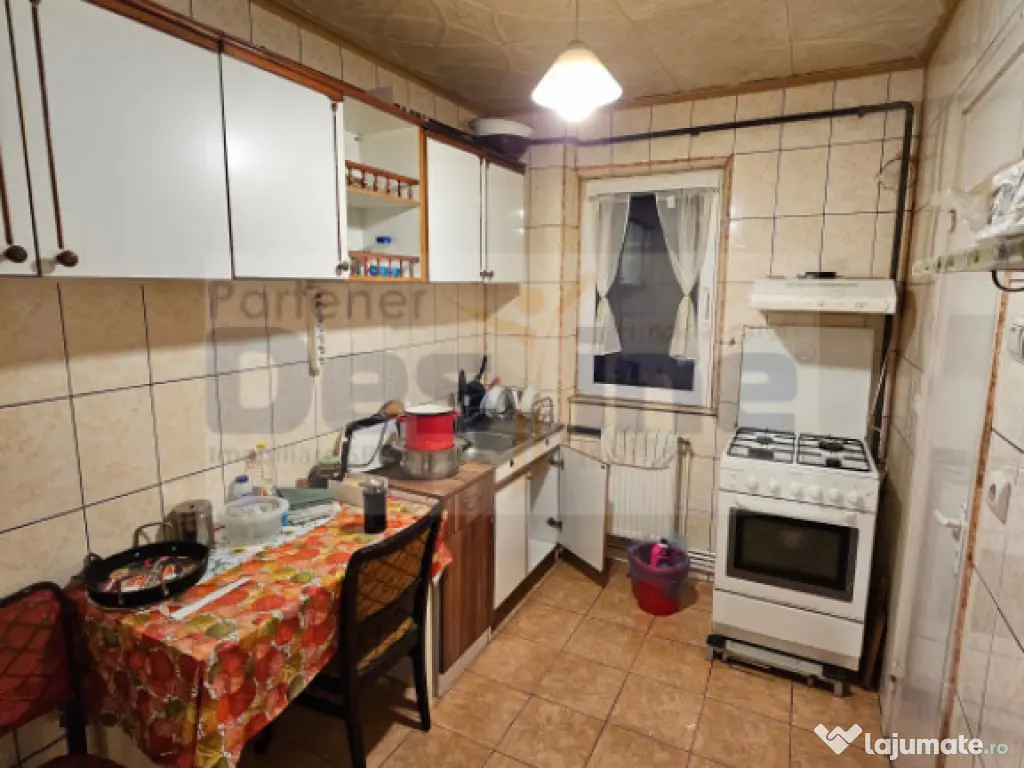 Apartament 2 camere Semidecomandat, 52 mp, etaj 1 - Podu Ros