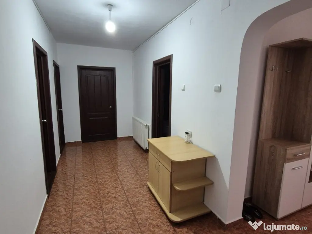 Apartament 3 camere zona Salajan , Ozana ,1 Decembrie 1918
