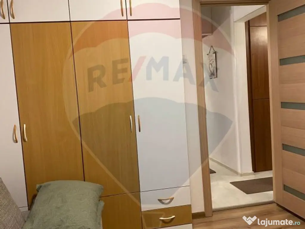 Apartament 3 camere, spatios, zona Alfa 