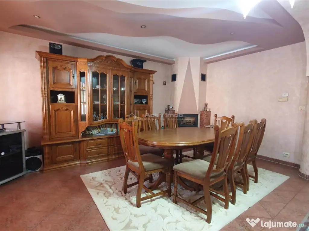 Casa individuala - 500 mp utili - 800 mp teren - Burdujeni